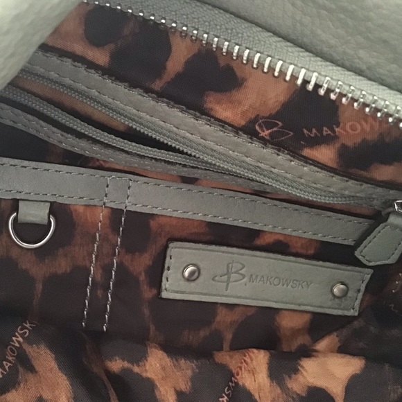 B makowsky leather crossbody. -5 - Picture 4 of 6
